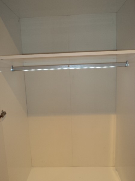 Kleiderschrank ANASTASIA rosa mit Spiegel, 3-türig